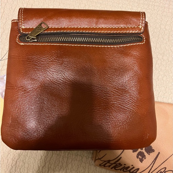 Patricia Nash Balluri Crossbody - Picture 3 of 4